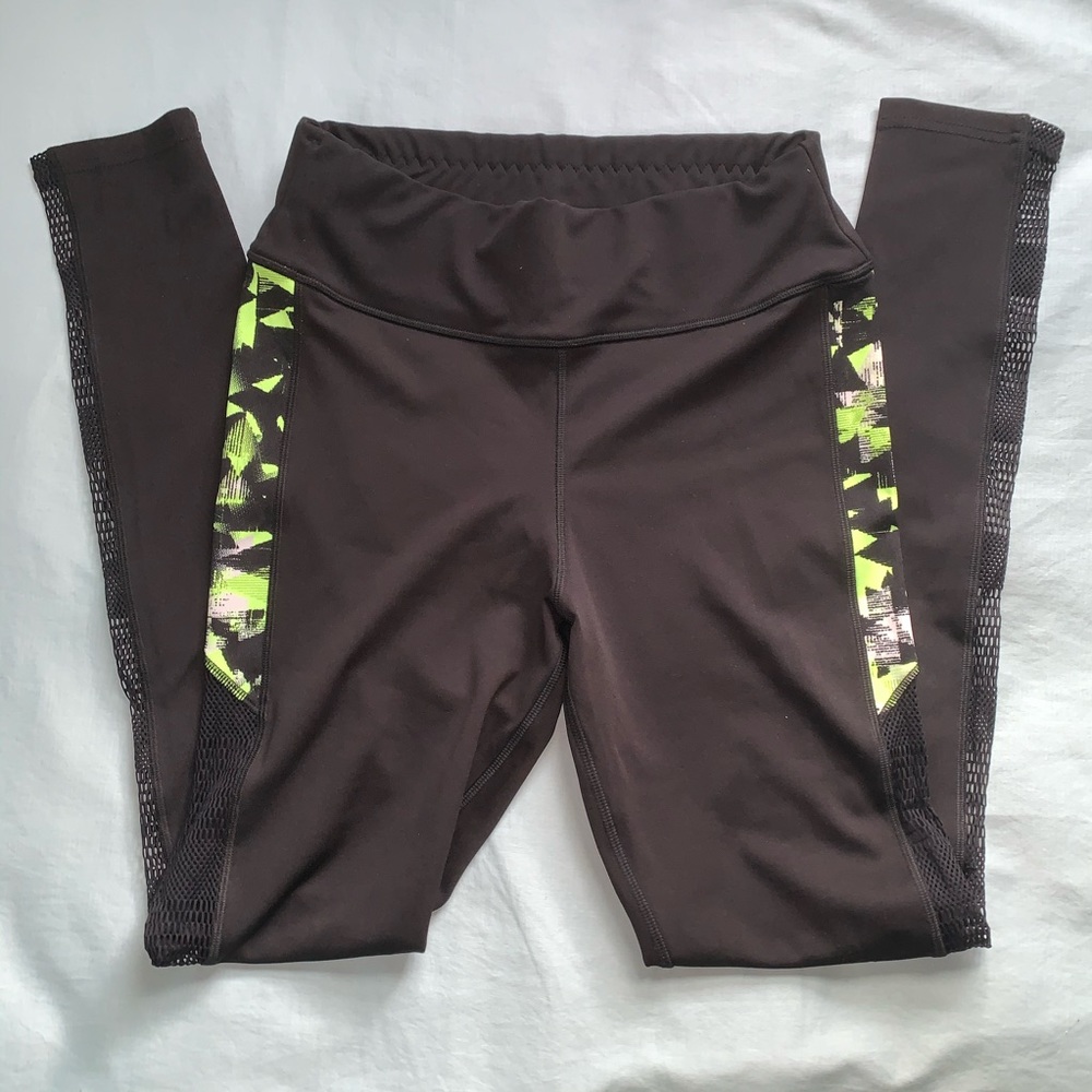 SOLD - Graphic & Mesh Panel Athleisure Leggings